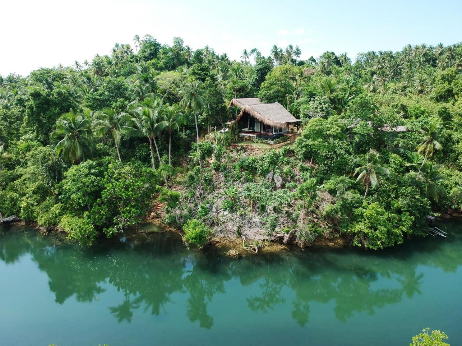 Private Villa With Pool - Kalani River Villas General Luna  Exterior photo